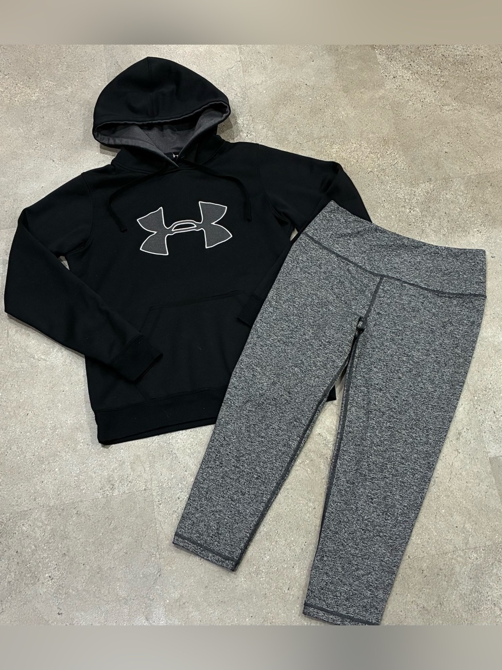 Womens UNDER ARMOUR/VICTORIA’S SECRET SPORT Hoodie Sweatshirt & Leggings, sz M